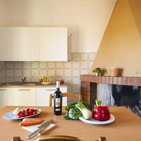 Con Giardino E Vista Mare شقة سانتا ماريا نافاريز