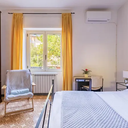 Con Giardino E Vista Mare *