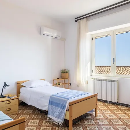 Con Giardino E Vista Mare *